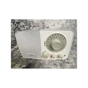 Vtg Cambridge Sound Works Radio705 AM FM AUX White Tabletop Radio Henry Kloss